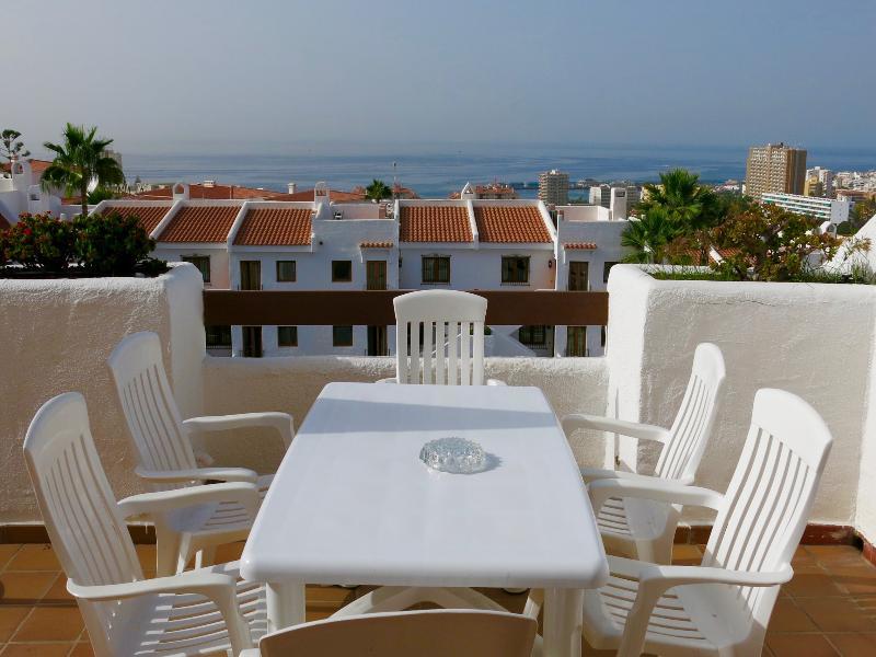 Beverly Hills Suites - Excel Hotels & Resorts Los Cristianos  Exterior photo
